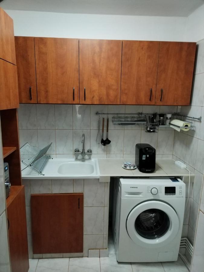 Chic Apartment Piteşti Exterior foto